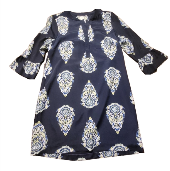 crown & ivy Dresses & Skirts - Crown & Ivy Navy Blue Patterned Dress - Size 12